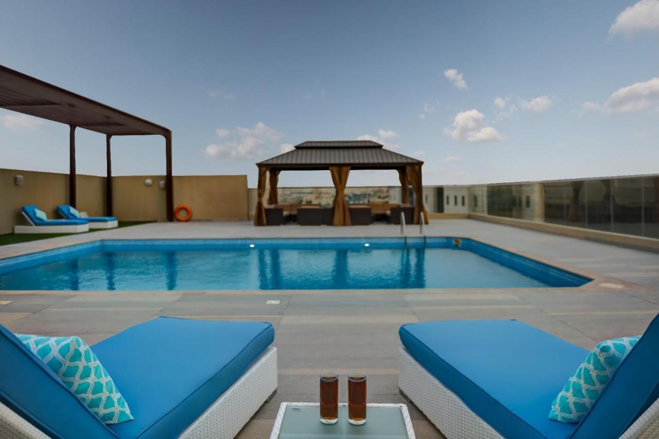 Abar Hotel Apartments Dip-1 Dubai Exterior foto