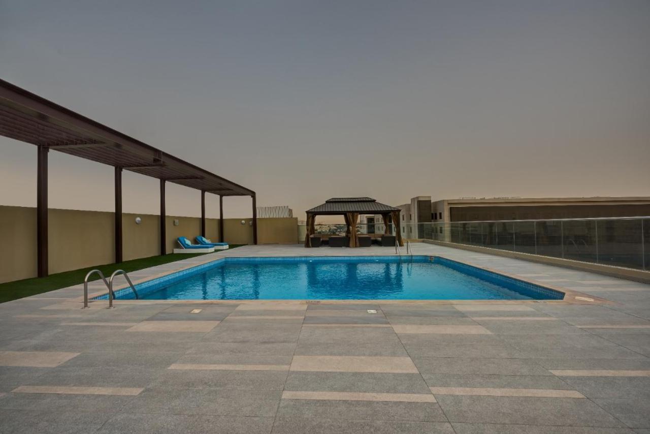 Abar Hotel Apartments Dip-1 Dubai Exterior foto
